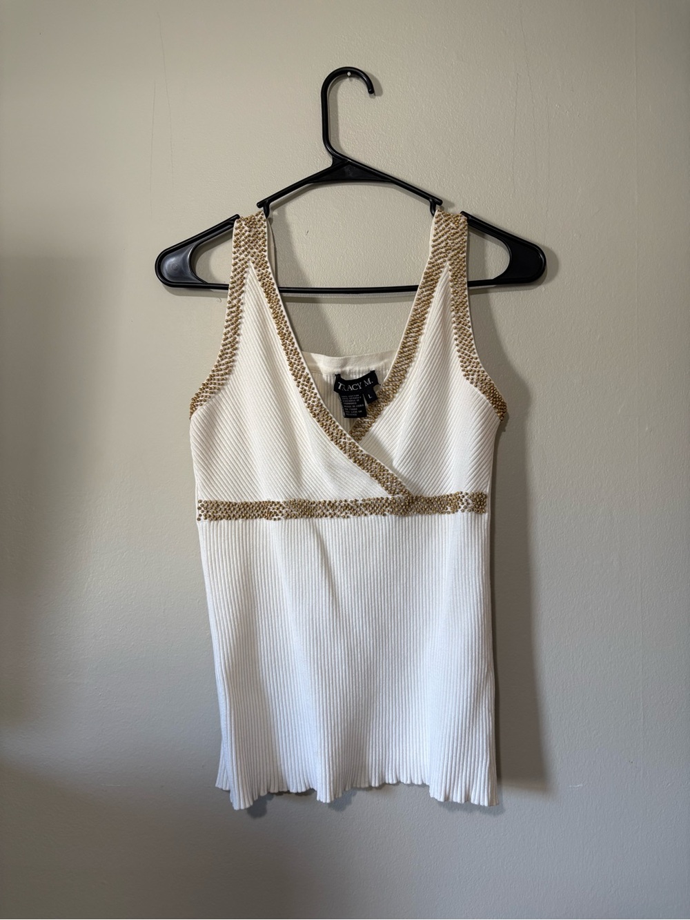 Y2K Tracy M White Ribbed V-Neck Tank with Gold beads